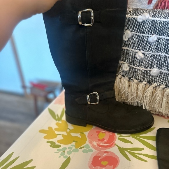 Steve Madden ranch black leather
suede buckle boots size 8 - Picture 2 of 8